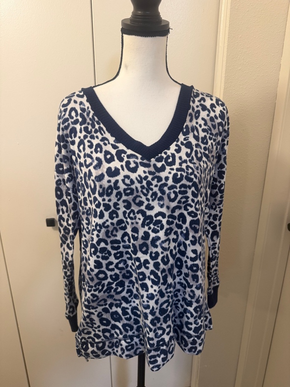 Secret Treasures Navy and White Leopard V-Neck Long Sleeve Top